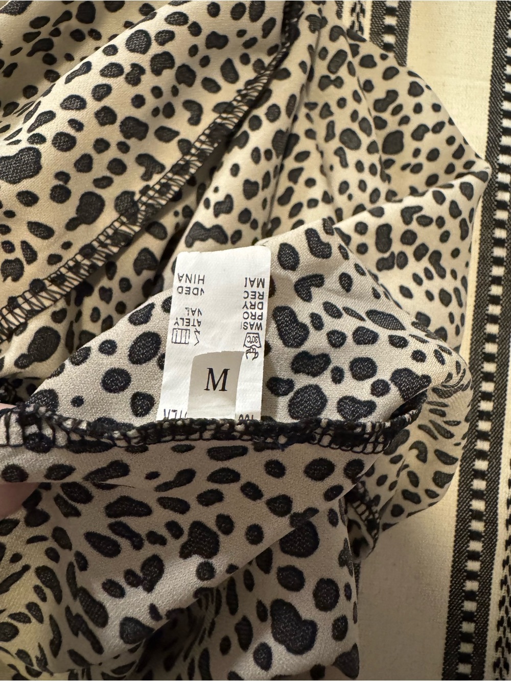 Francesca's Collections Beige and Black Leopard Print Open-Back Romper, M - Picture 13 of 13